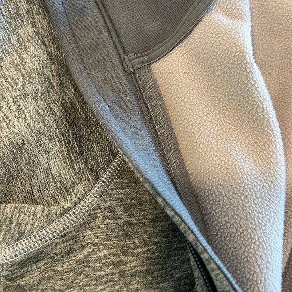 The North Face Fleece Zip Up Hoodie - Picture 5 of 5